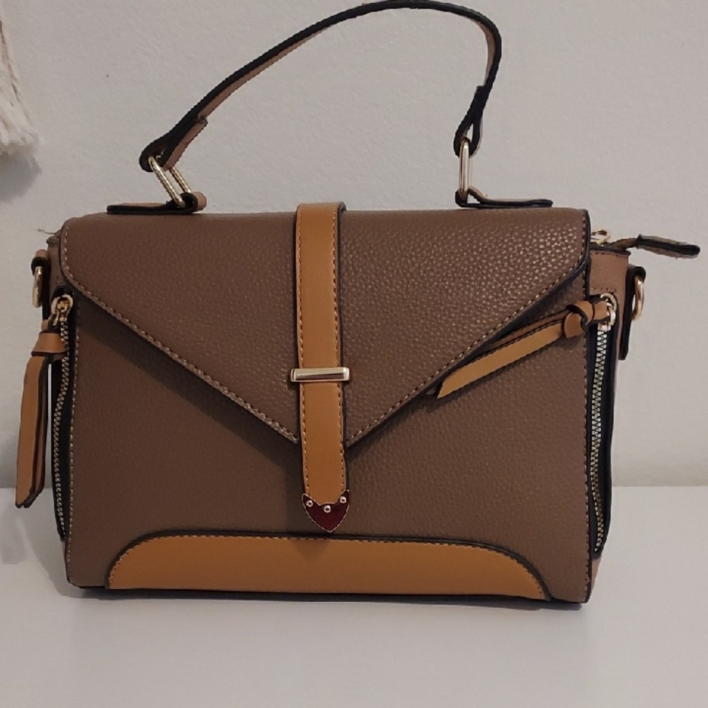 Boutique Elegant Brown Tan Handbag/Crossbody, NWOT